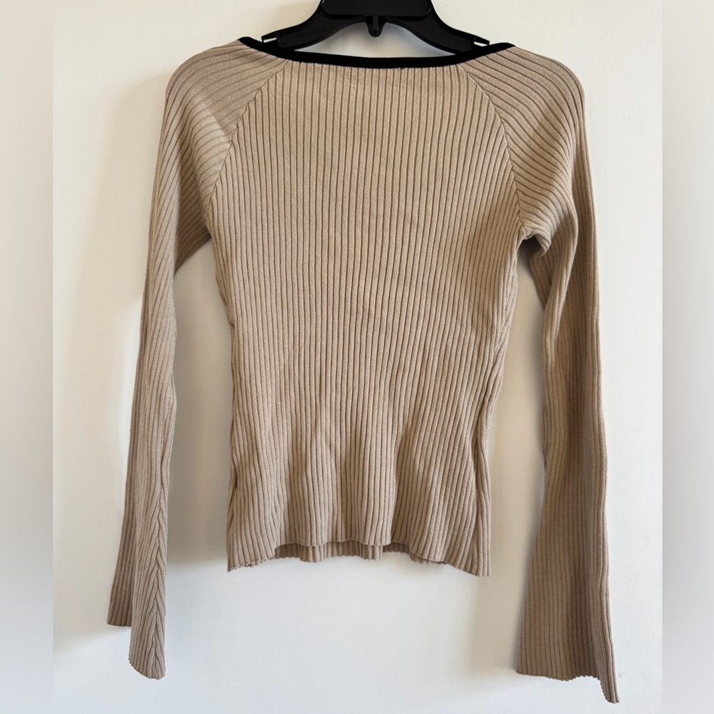 Ribbed V-Neck Tan Sweetheart Neck Contrast Trim Sweater,Long Sleeve Tops S - Picture 6 of 8